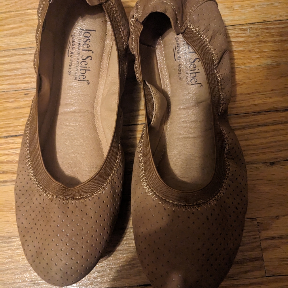 Josef Seibel Brown Flats Comfort